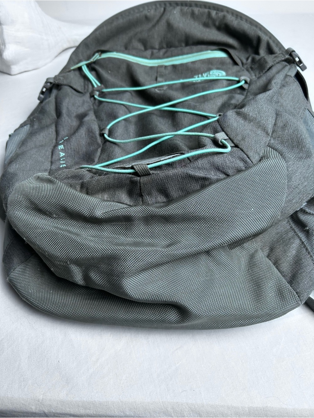 The North Face Borealis Backpack - Gray with Teal Accents unisex - Picture 3 of 13